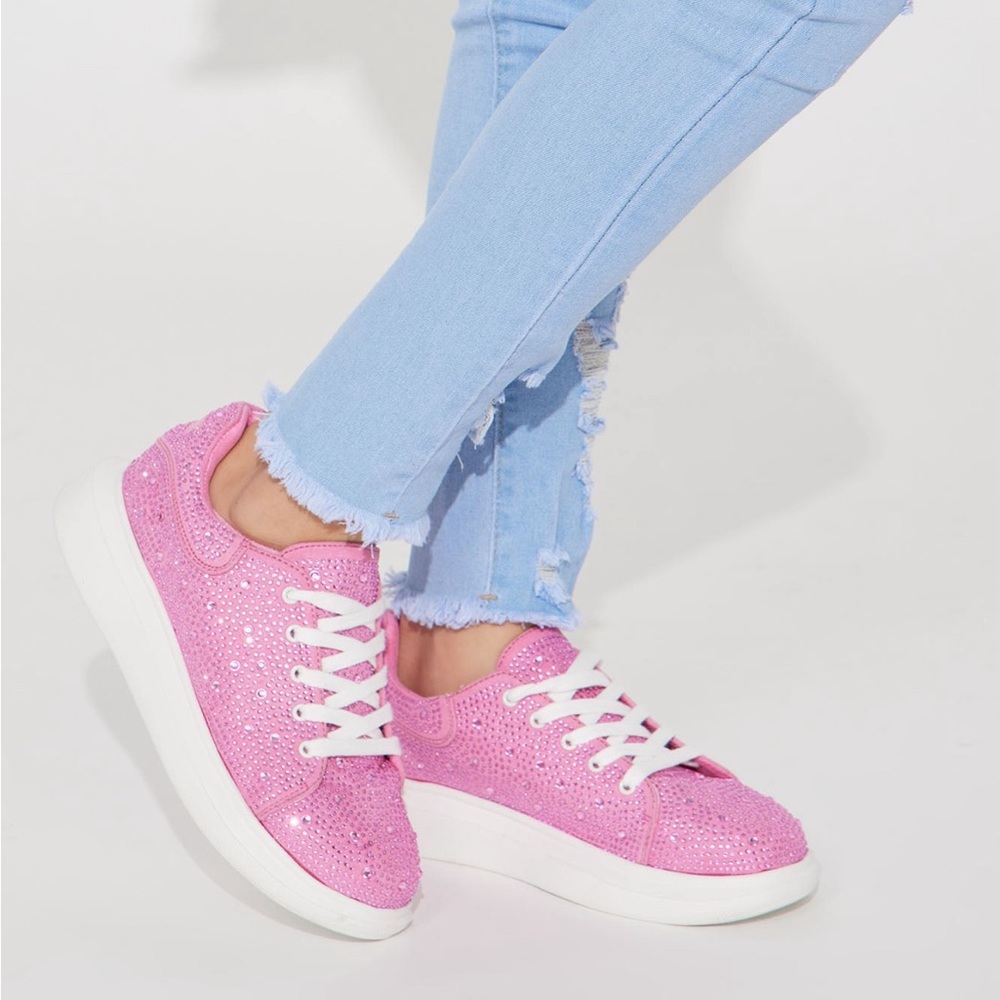 New never worn Girls sneakers size 2